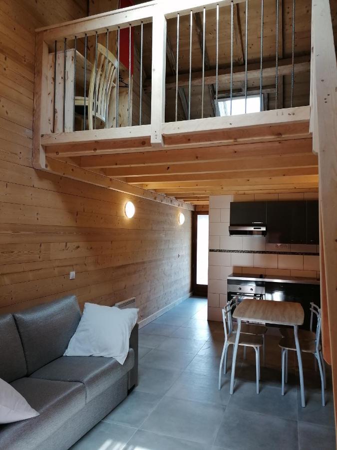 Aparthotel La Ferme De Lucien Sallenoves Zewnętrze zdjęcie